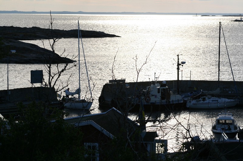 Datei:Hävringe Hafeneinfahrt.jpg