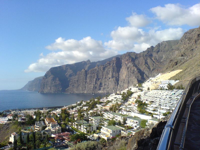 Datei:Los Gigantes - Blick nach Norden.jpg