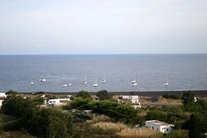 Äolische Inseln - Stromboli - Mooringbojen.jpg