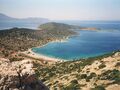 Bucht von Alimia, Blick vom Kastell aus nach Süden (Rhodos im Hintergrund)