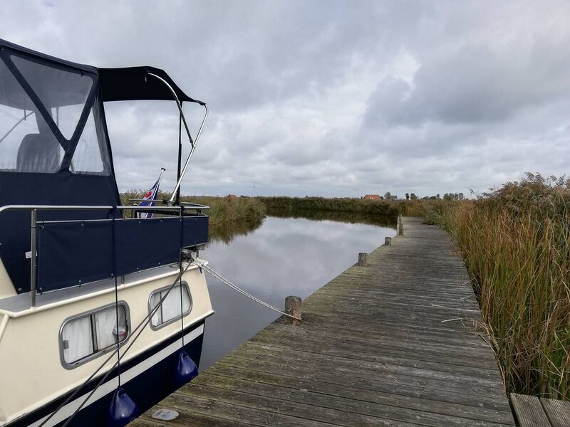 Datei:Allingawier Anleger.jpg