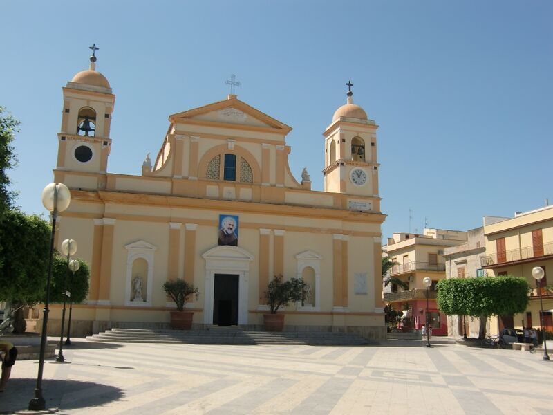 Datei:Balestrate kirche.JPG