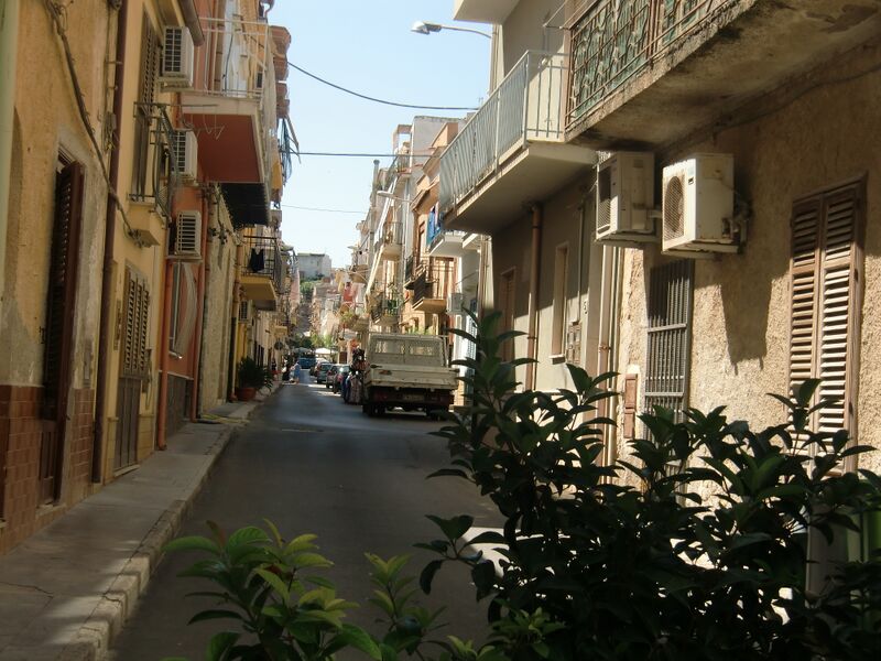 Datei:Balestrate ortschaft.JPG