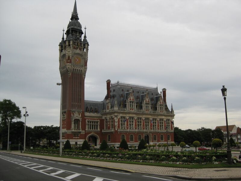 Datei:CalaisCityHall.JPG