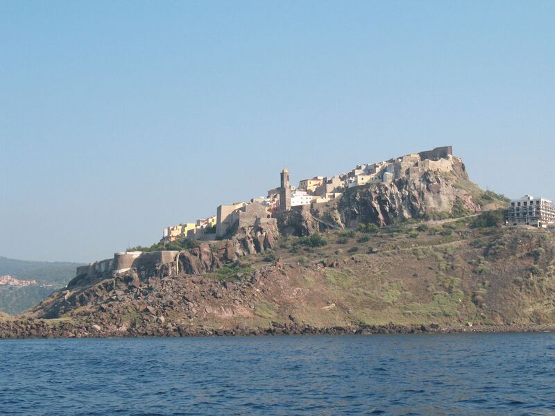 Datei:Castelsardo1.jpg