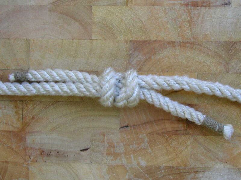 Datei:Chirurgenknoten 7.JPG