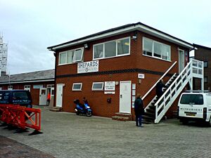 Cowes shepards hafenmeister.jpg