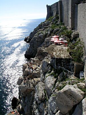 Dubrovnik felsenbar.jpg