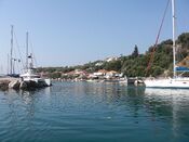 die Hafeneinfahrt von außerhalb