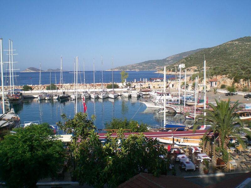 Datei:Kalkan Hafen NO.JPG