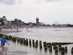 Leuchtturm darlowo 2007.JPG