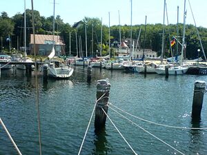 Moenkeberg clubhaus restaurant.jpg