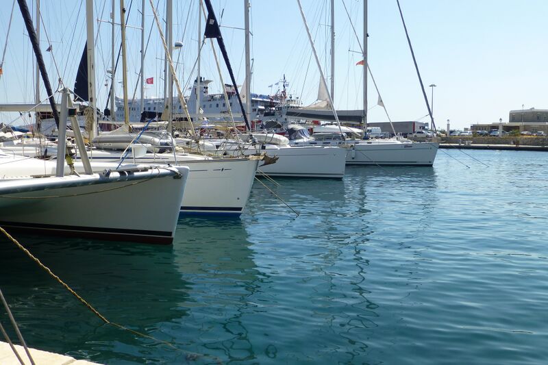 Datei:Mykonos Marina 3.JPG