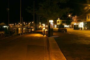 Norwegen - Mandal - Promenade bei Nacht.jpg