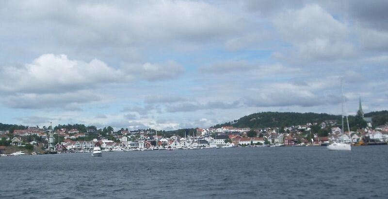 Datei:Norwegen Grimstad.jpg
