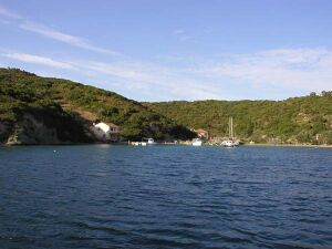 Peristera vas strand.JPG