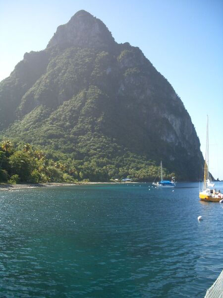 Datei:Pitons01.jpg