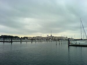 Rostock hohe duene hauptgebaeude.jpg