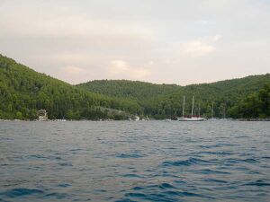 Skopelos panormou appr sbay.JPG