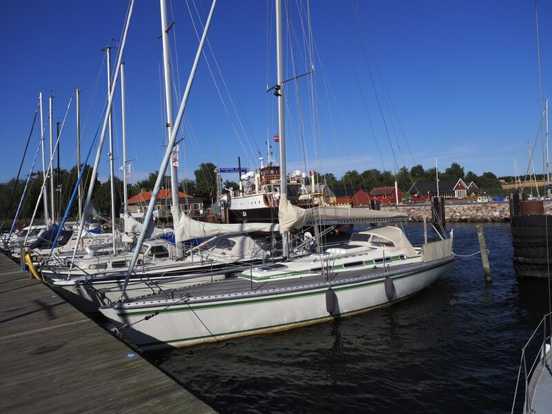 Datei:Steginnenseite mit Fähranleger.jpg