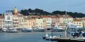 Der Hafen von St Tropez in der Nebensaison