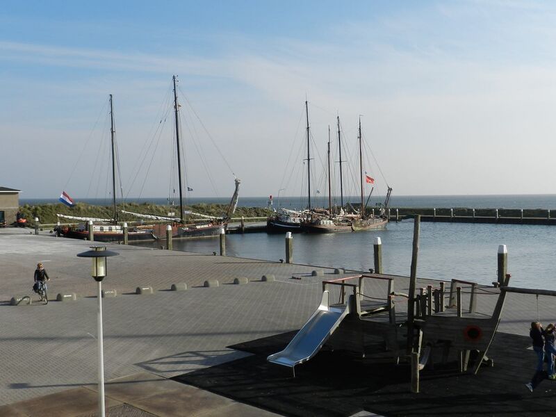 Datei:Vlieland Vorhafen.jpg